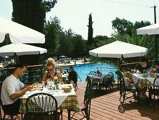 Park Corfu Szálloda 3*
