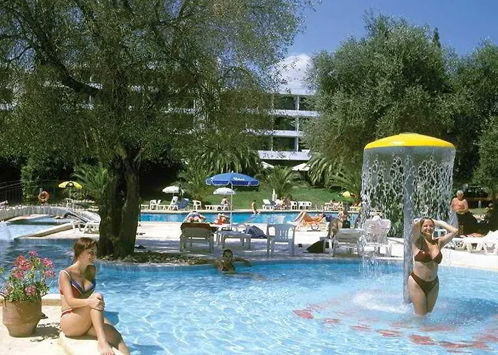 فندق Park Corfu